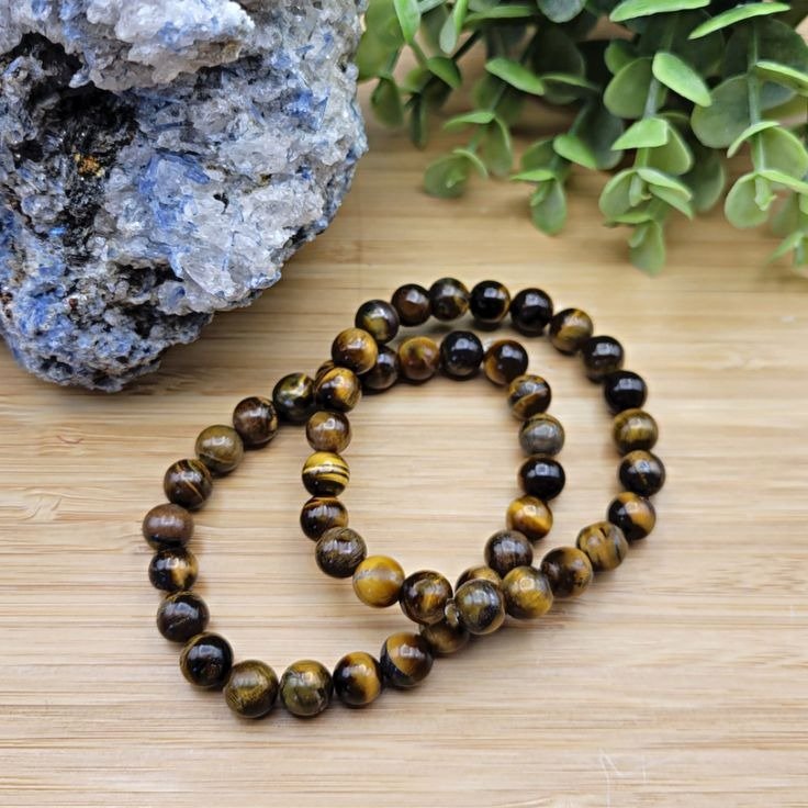 WhatsApp-Image-2025-04-07-at-1.56.26-PM.jpeg Natural Brown Tiger Eye Bracelet | Strength, Courage & Confidence | Unisex Healing Stone Jewelry - Image 2